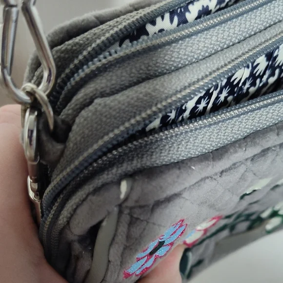 Vera Bradley RFID Crossbody Wallet Wolf Gray embroidered Flowers Dragonfly - Picture 13 of 16